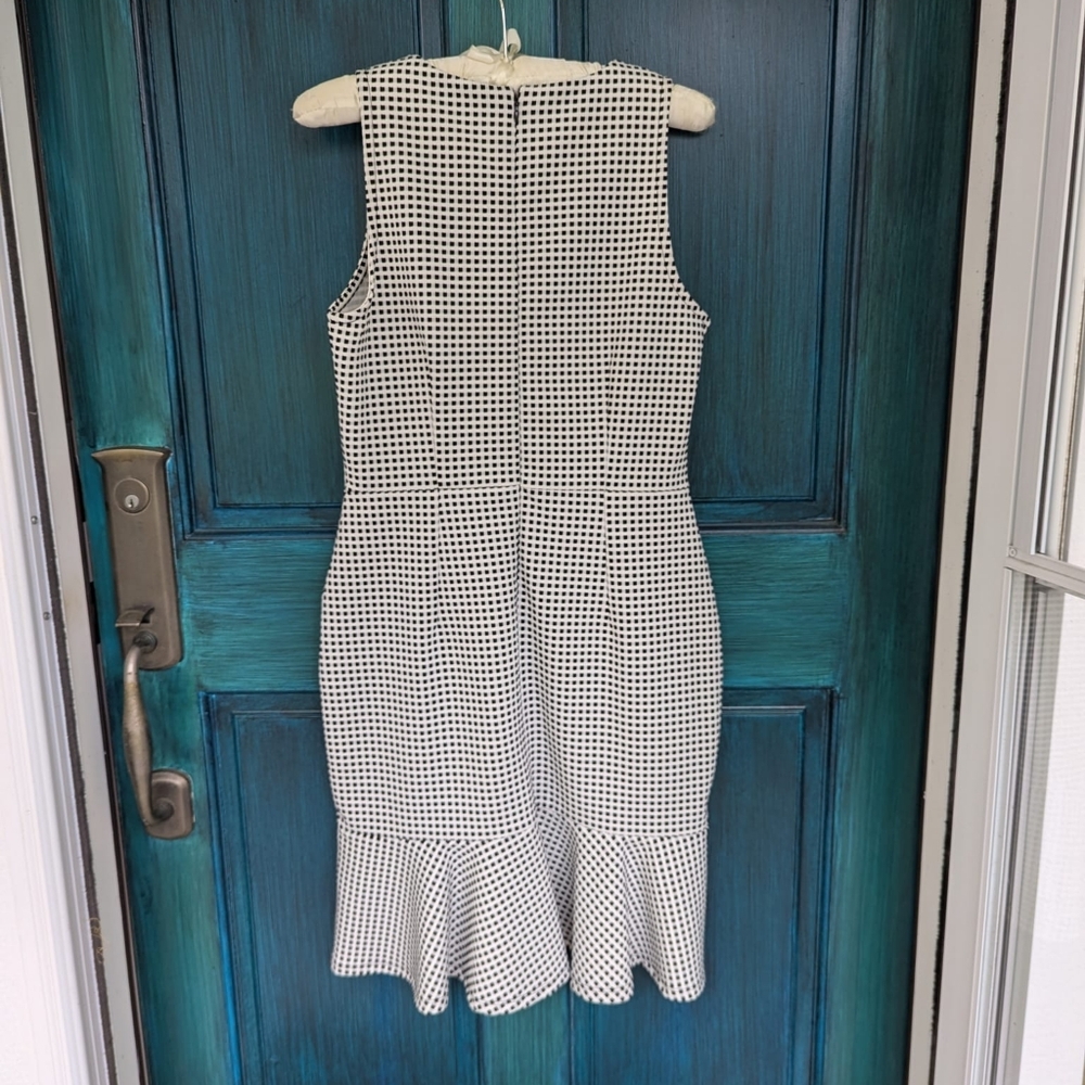 Banana Republic Black White Check Cocoon Flounch Peplum Hem Dress Size 6 - Picture 2 of 6